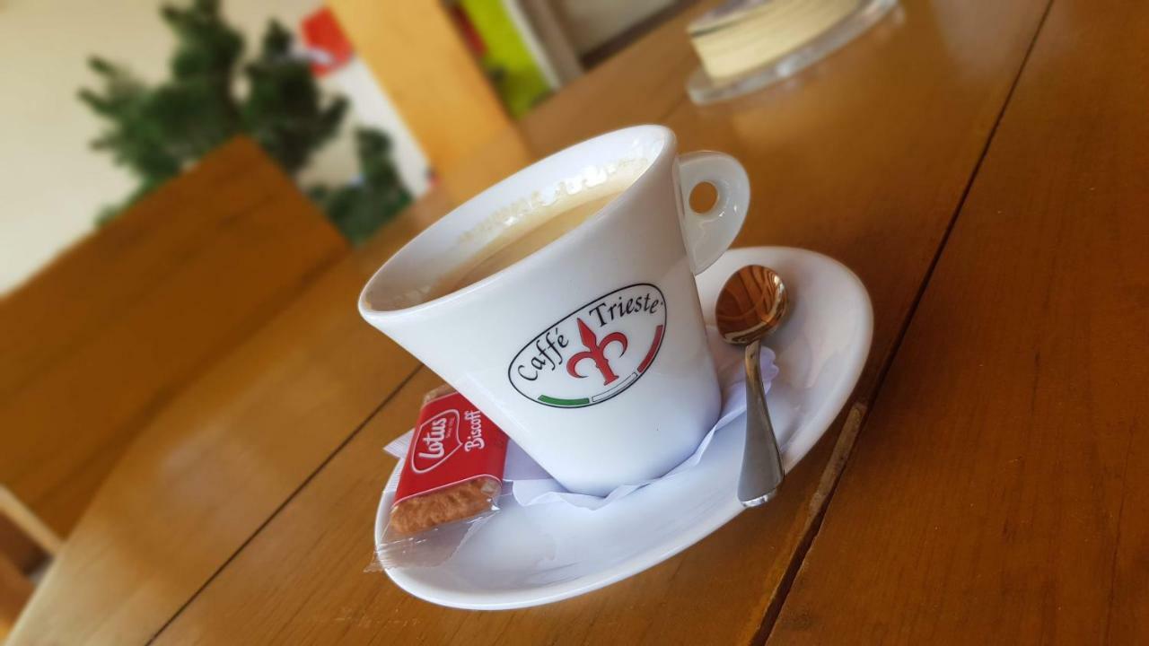 Agrohotel Tri Brezy Hrustin Esterno foto